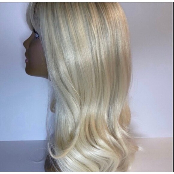 Synthetic Blonde Wig - Picture 5 of 8